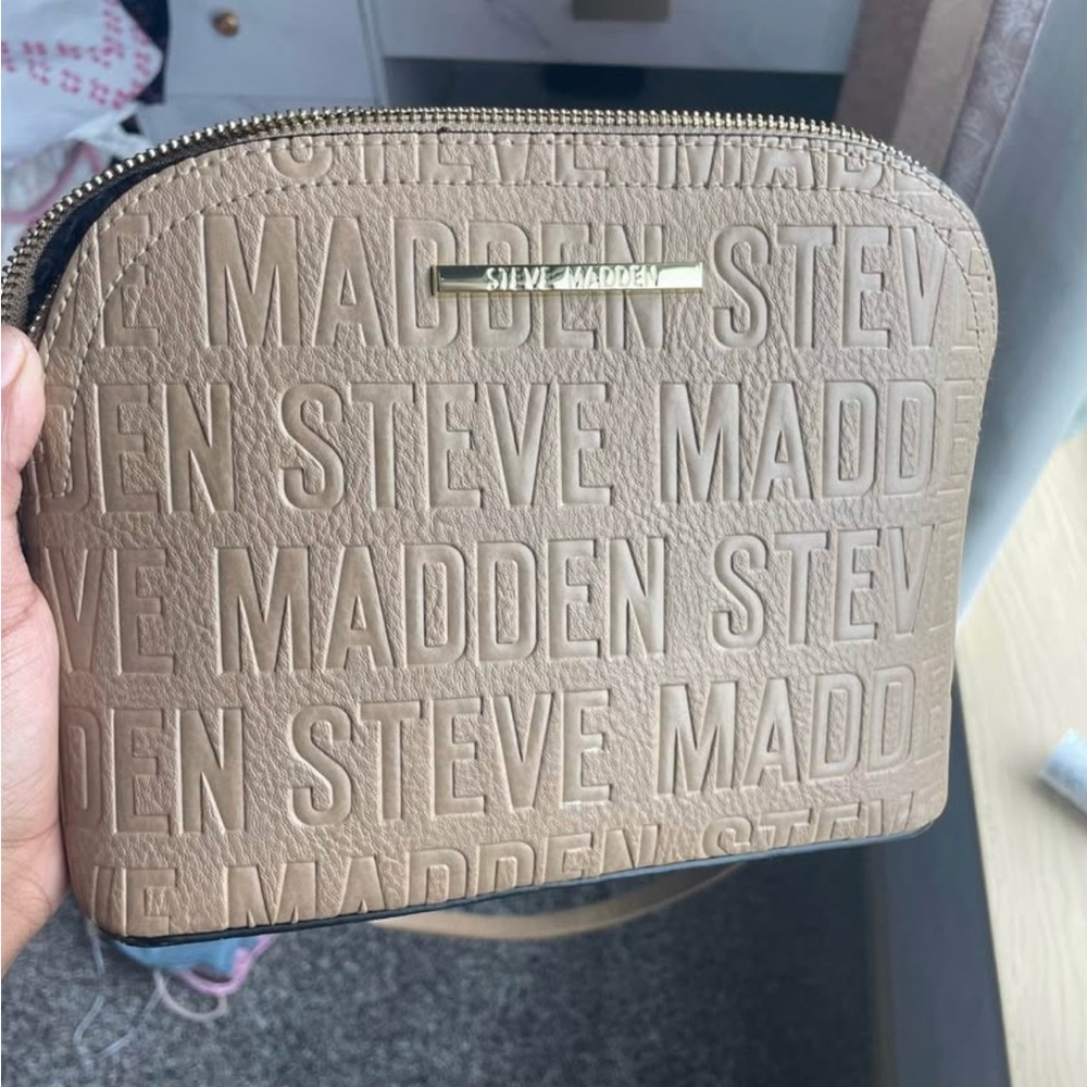 Steve Madden Beige Embossed Logo crossbody